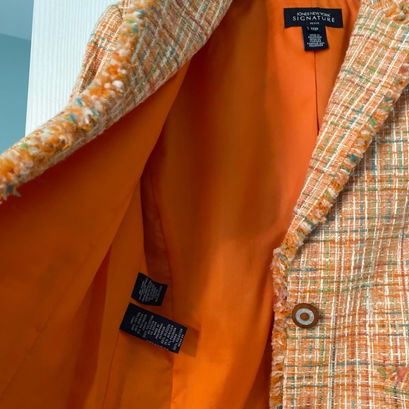 Jones New York—Beautiful tweed jacket, fully lined, like new. - Picture 3 of 3